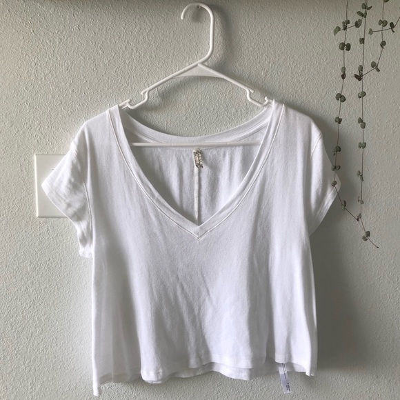 ❌SOLD❌Free People White V Neck Tee - Picture 1 of 5